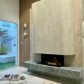 MIRA LINO GLOSS LIFESTYLE LIVINGROOM
