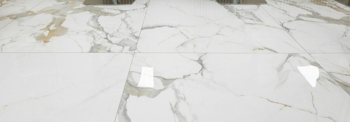 Porcelain vs. Ceramic Tiles