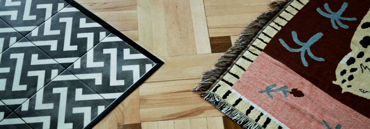 Floor Tiles and Carpet